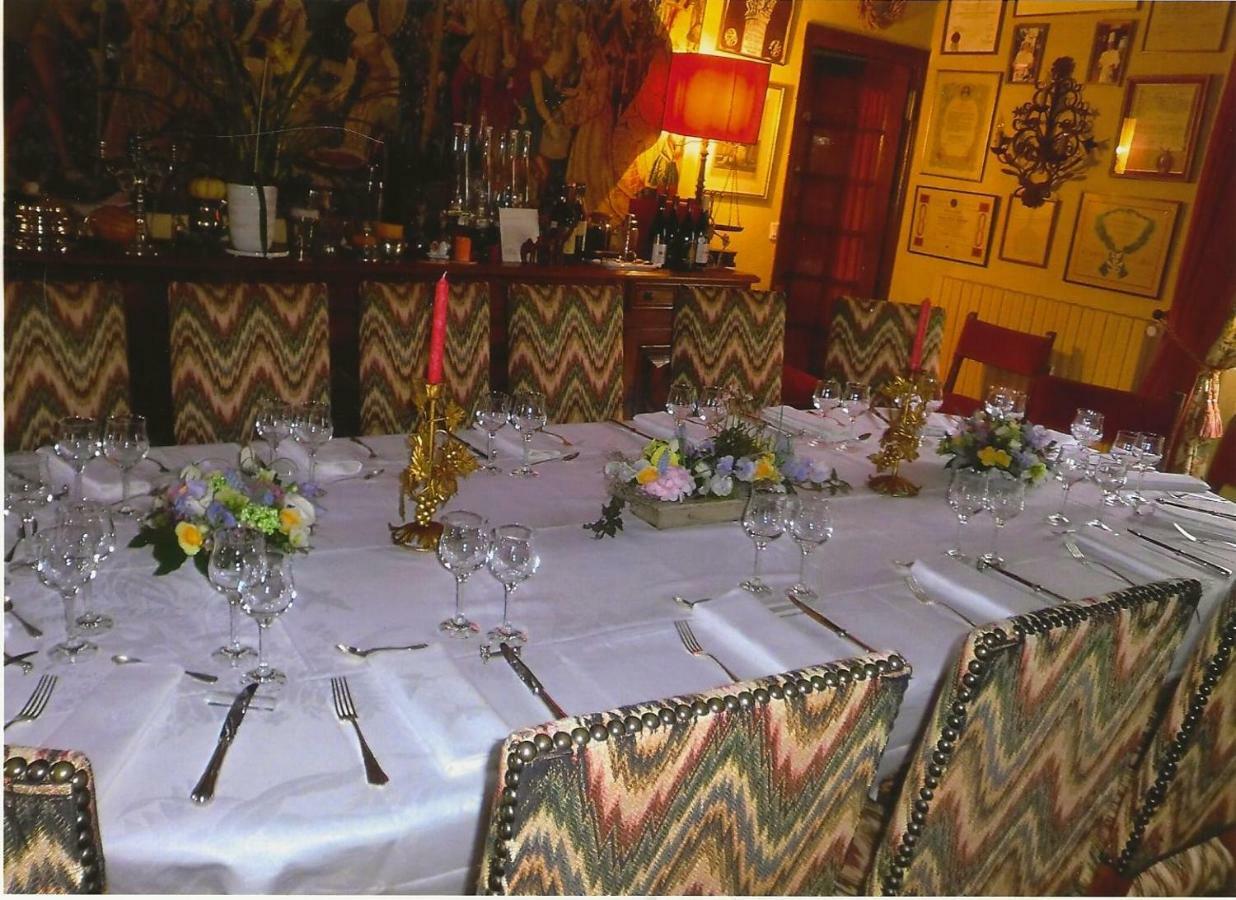 Villefargeau Le Petit Manoir Des Bruyeres Bed & Breakfast エクステリア 写真